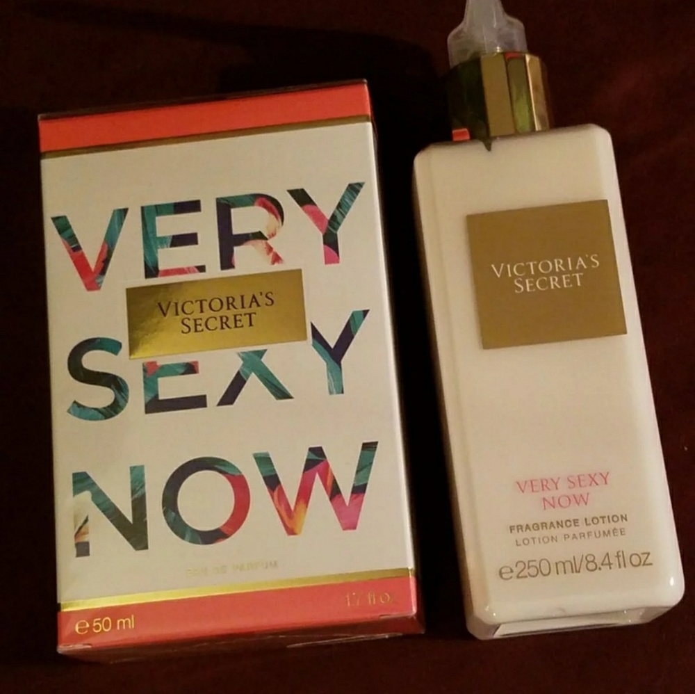 Very Sexy Now 2017 - 1.7 EDP & 8.4 Lotion